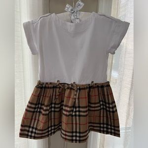Burberry baby dress 12M